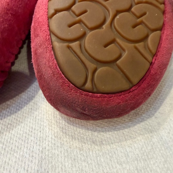 UGG Dakota Raspberry Pink Suede Slipper Moccasins Sz 9 - Picture 11 of 11